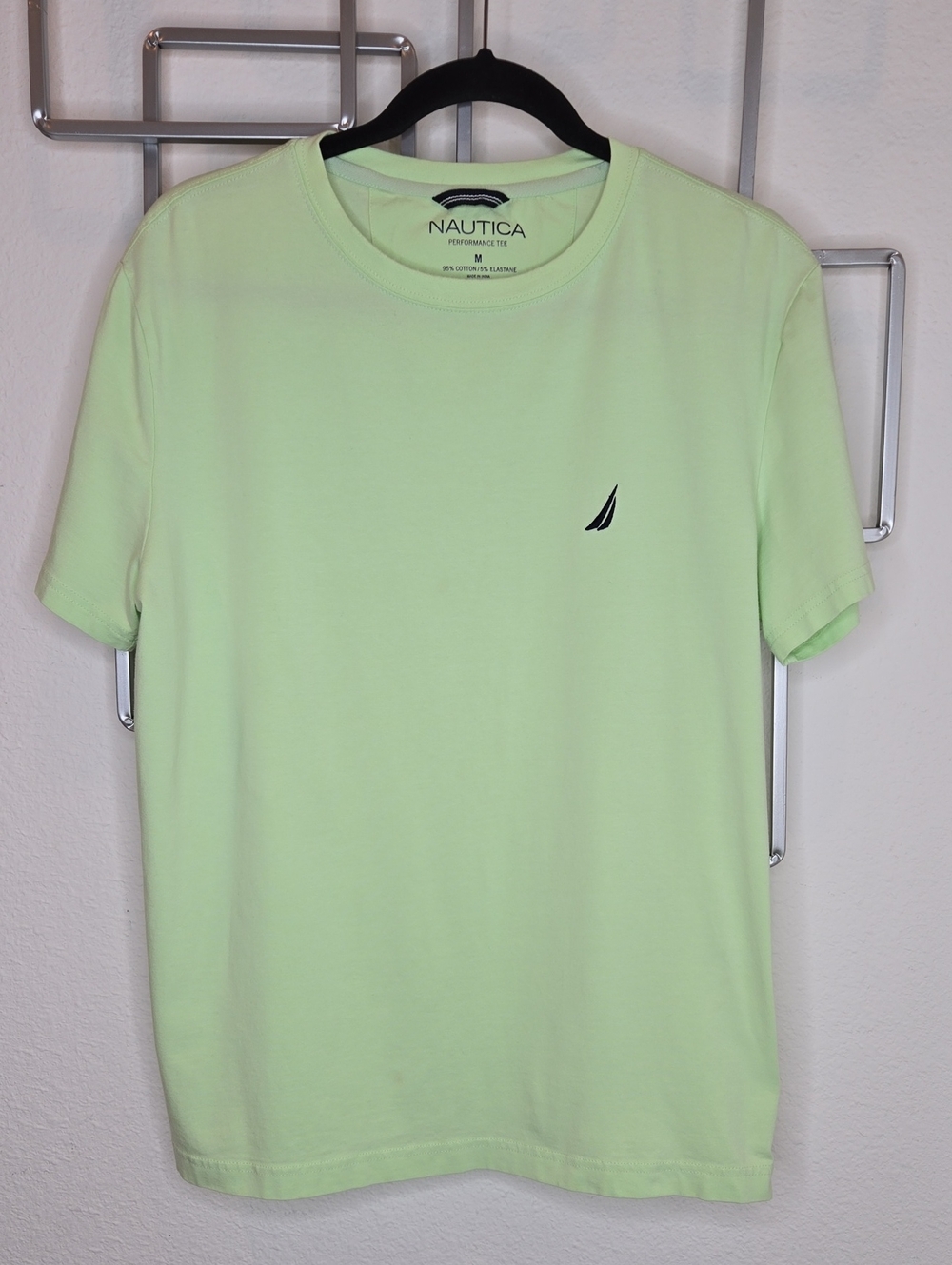 Nautica Men's Short-Sleeve Performance Crew Neck T-shirt Lime Green Size M